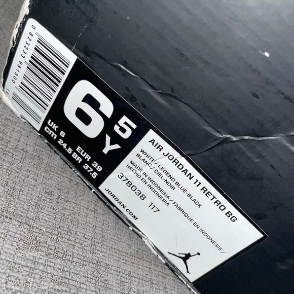 Retro Jordan’s Legend Blue 11 High - Picture 5 of 6